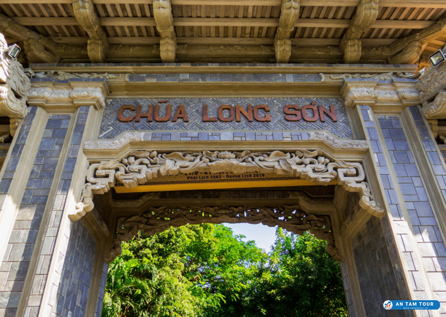 Kinh nghiệm thăm chùa Long Sơn – ngôi chùa cổ hơn 100 năm tuổi giữa trung tâm Nha Trang