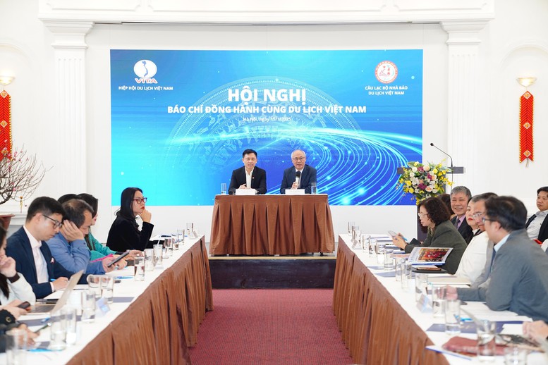 Báo chí đồng hành cùng sự phát triển bền vững của du lịch Việt Nam