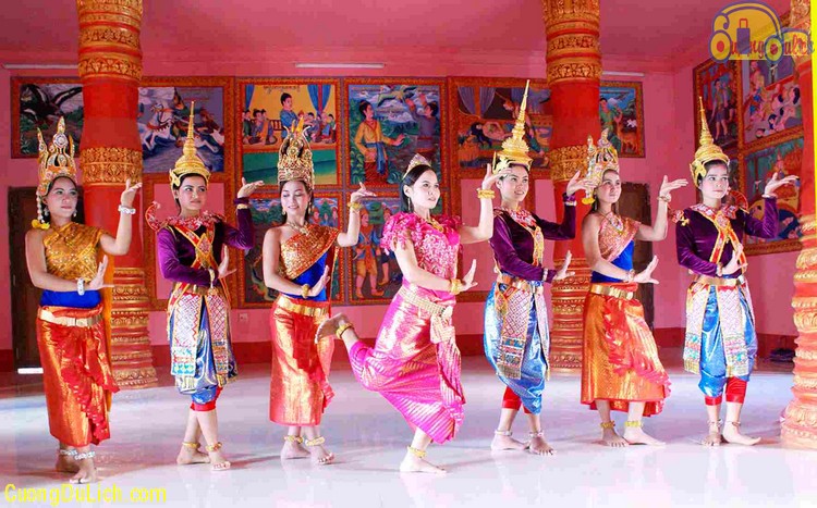 Người Khmer Nam Bộ là ai – Tín ngưỡng của người Khmer Nam Bộ là gì?